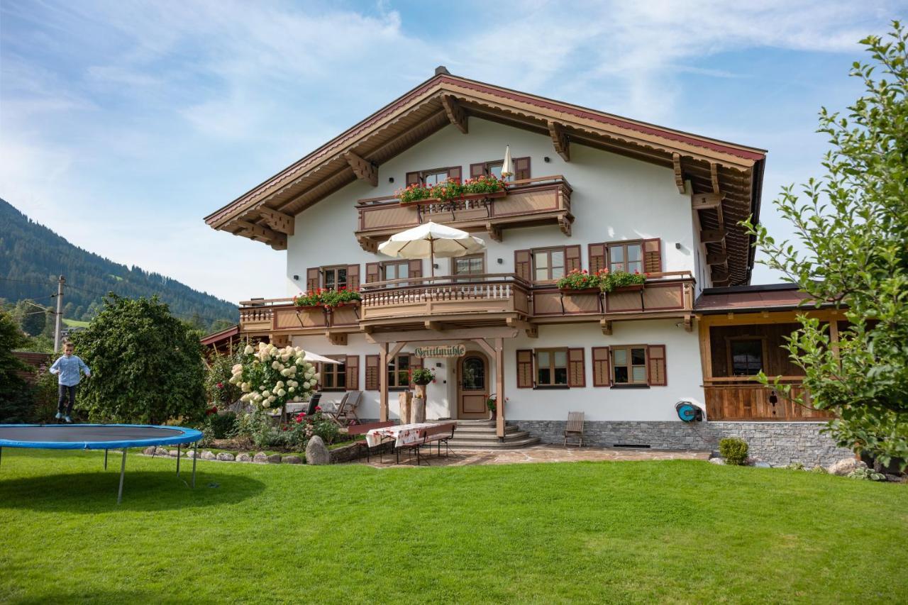 Grittlmuehle Chalet Ferienwohnungen บริกเซินอิมทาเล ภายนอก รูปภาพ